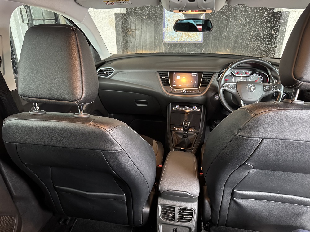 Grandland X Sport Nav sale at Vale AutoTec
