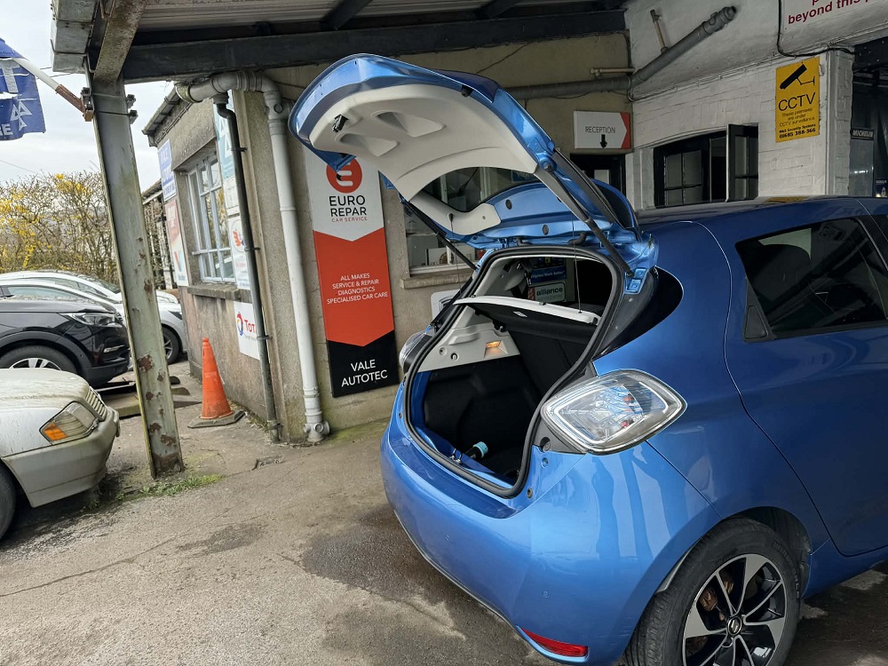 Dynamique Nav sale at Vale AutoTec