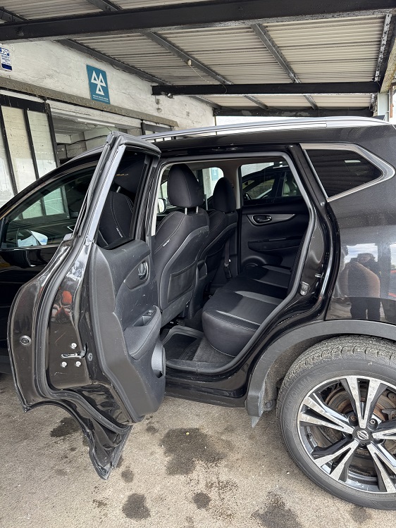 N-Connecta sale at Vale AutoTec
