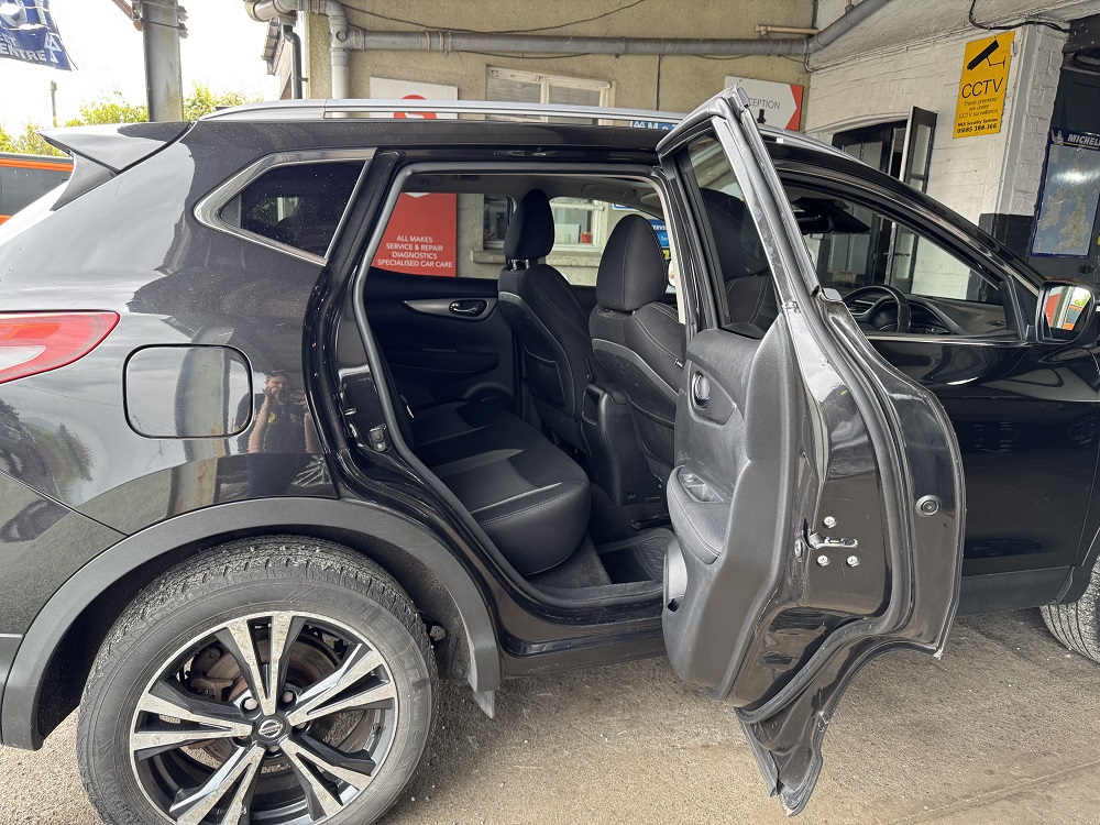 N-Connecta sale at Vale AutoTec