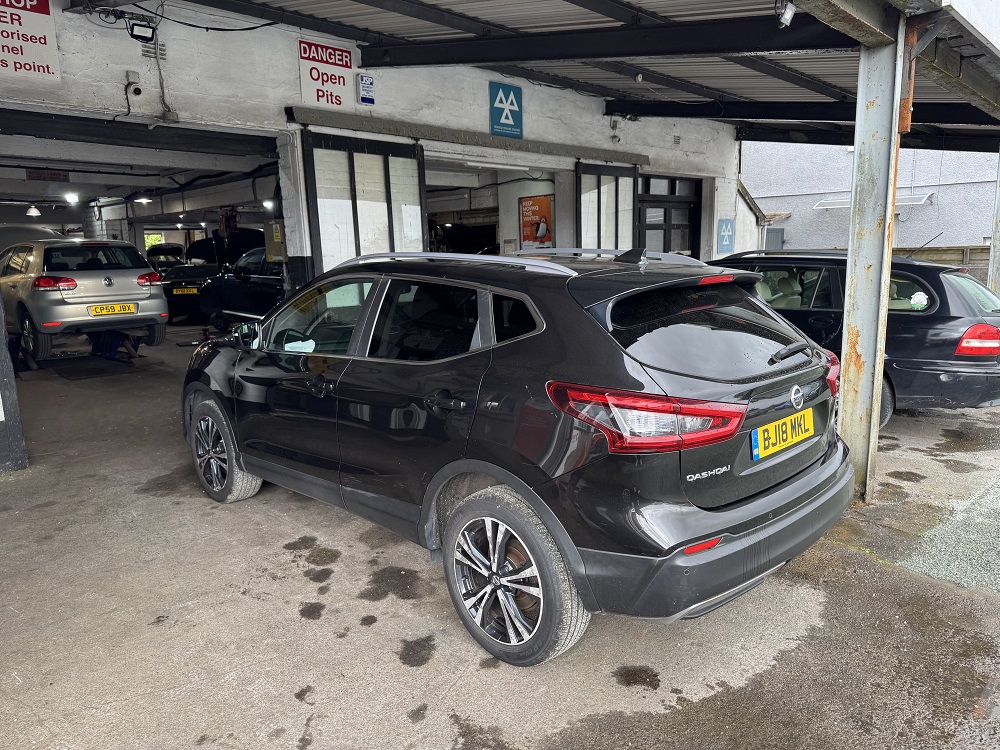 N-Connecta sale at Vale AutoTec