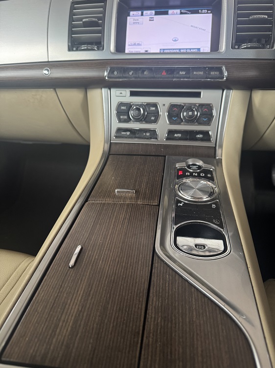 XF Luxury sale at Vale AutoTec