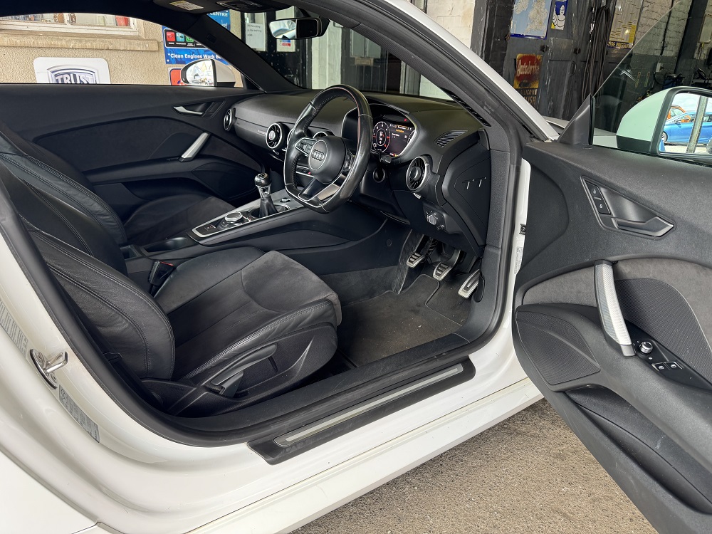 Ultra sale at Vale AutoTec