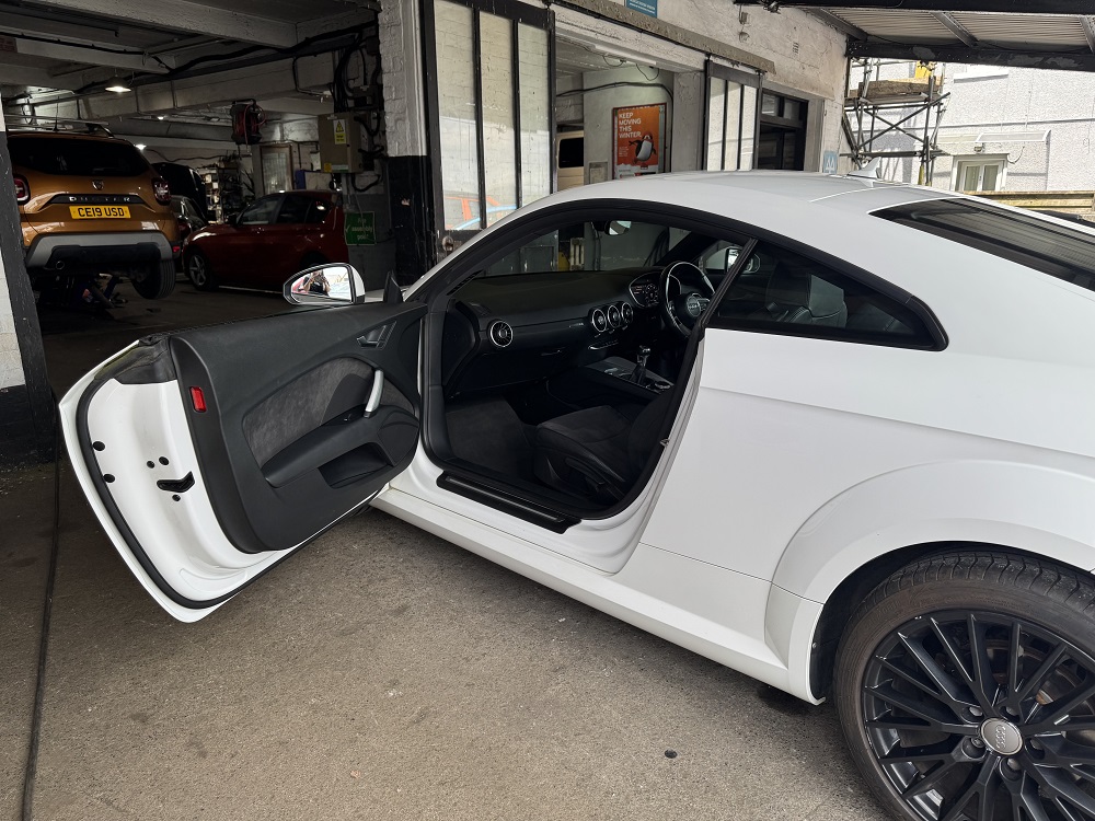 Ultra sale at Vale AutoTec