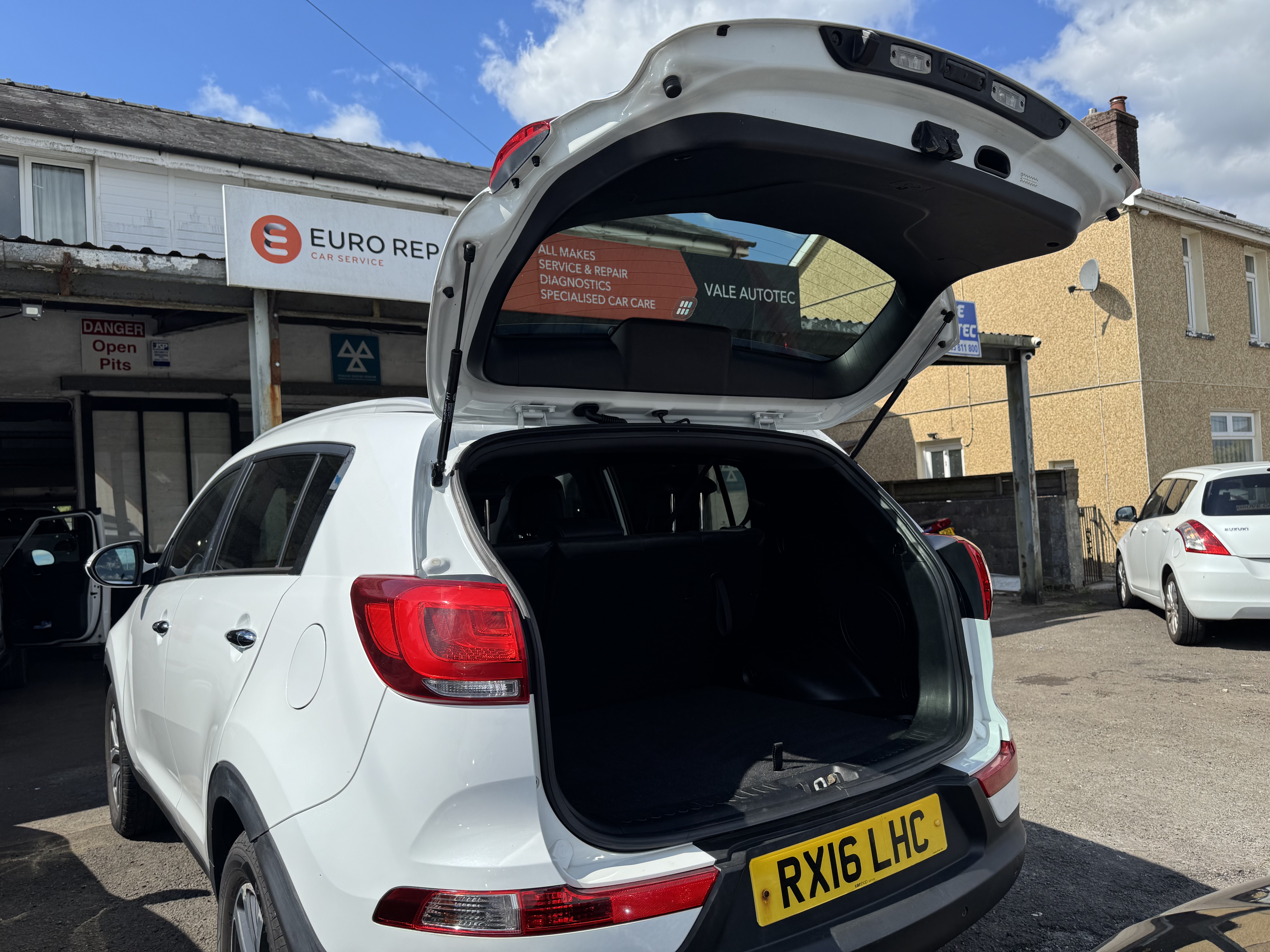 Sportage CDRI Axis Edition sale at Vale AutoTec